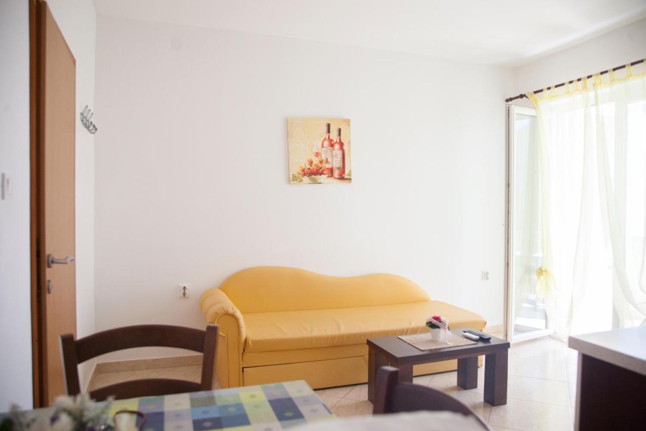 Apartmán Haus Toni Ražanac Exteriér fotografie