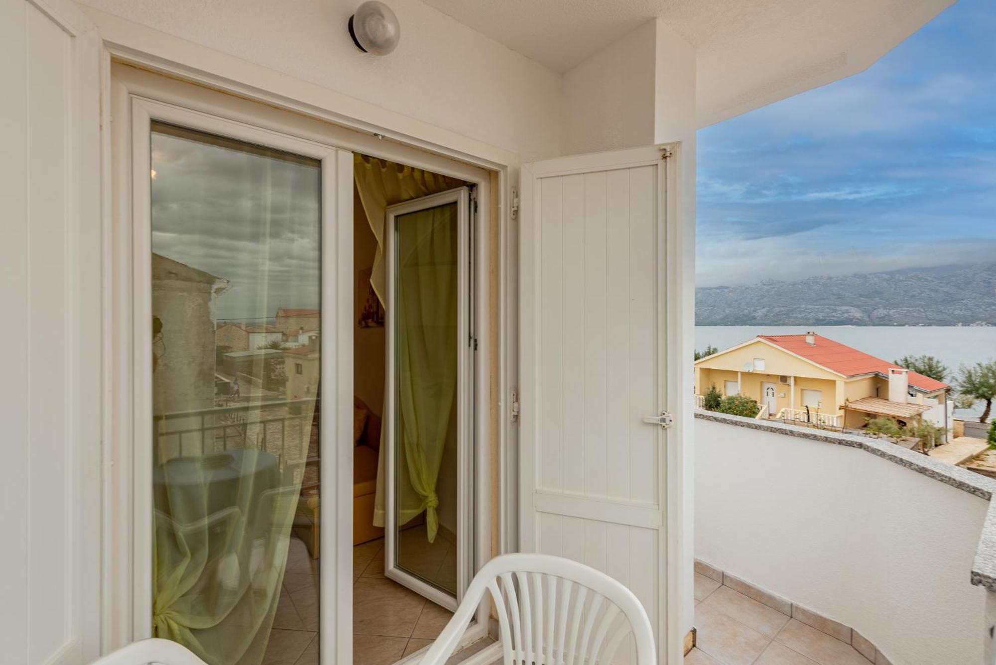 Apartmán Haus Toni Ražanac Exteriér fotografie
