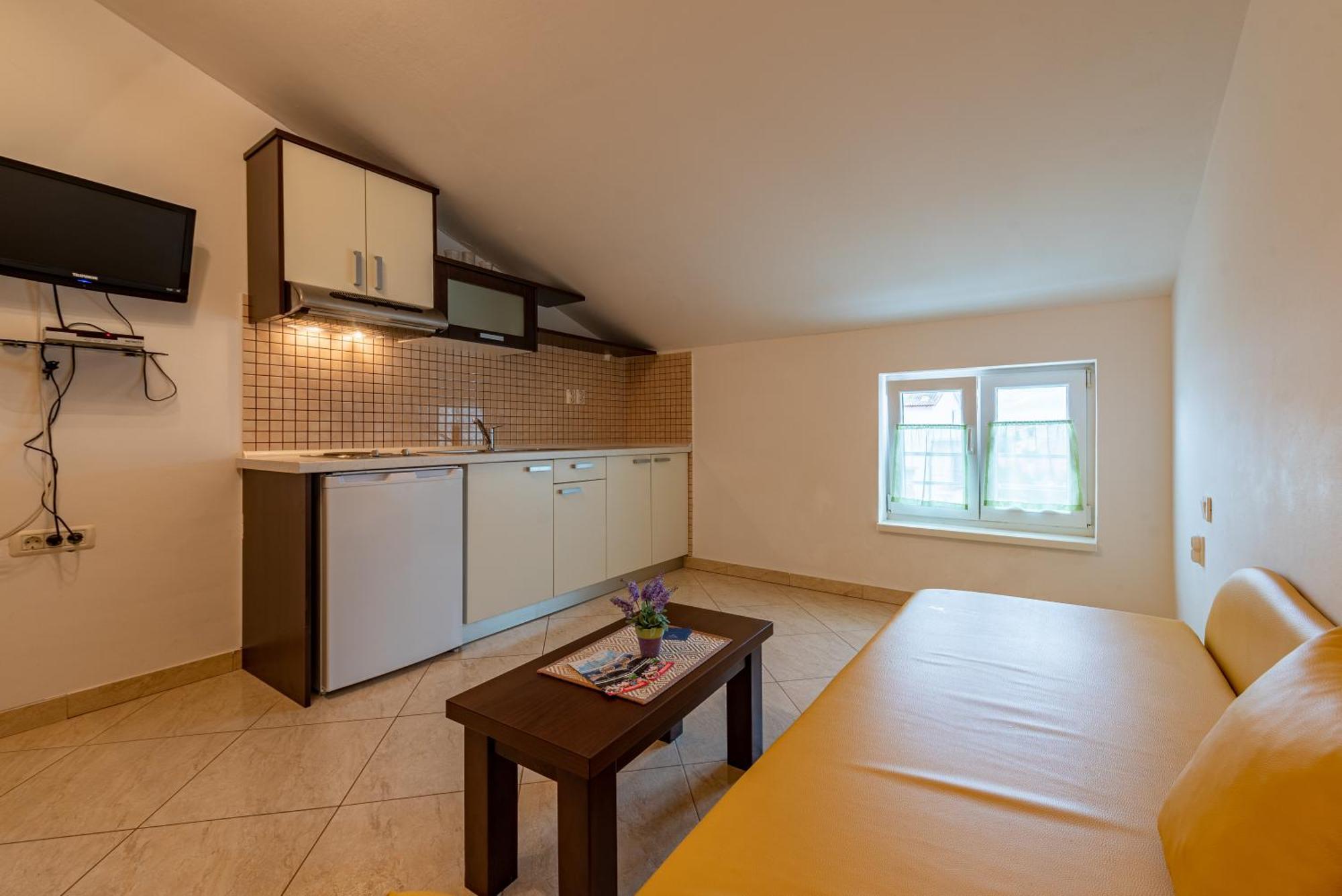 Apartmán Haus Toni Ražanac Exteriér fotografie
