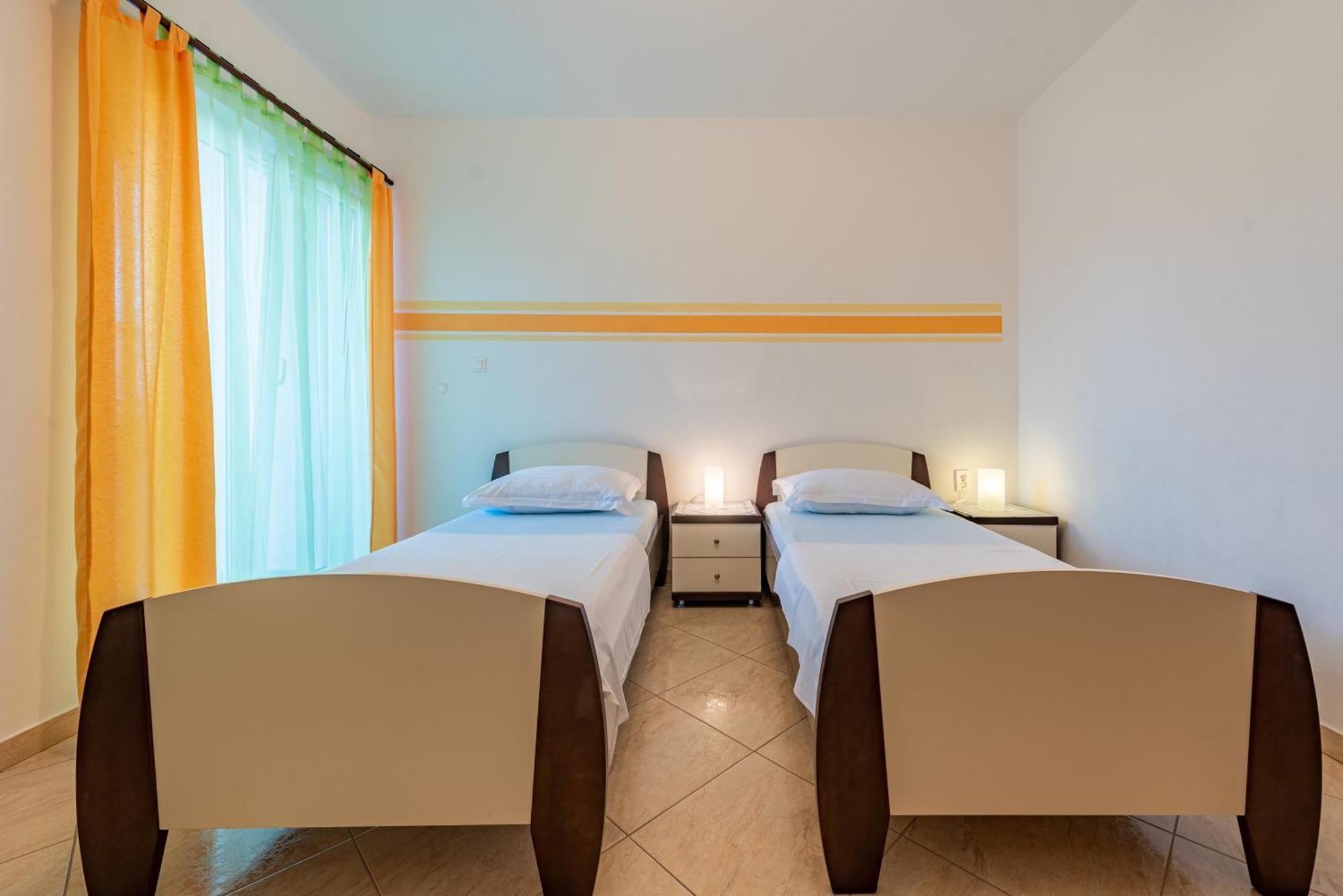 Apartmán Haus Toni Ražanac Exteriér fotografie