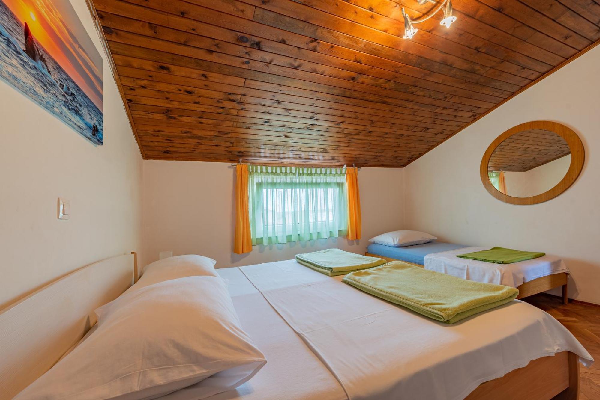 Apartmán Haus Toni Ražanac Exteriér fotografie