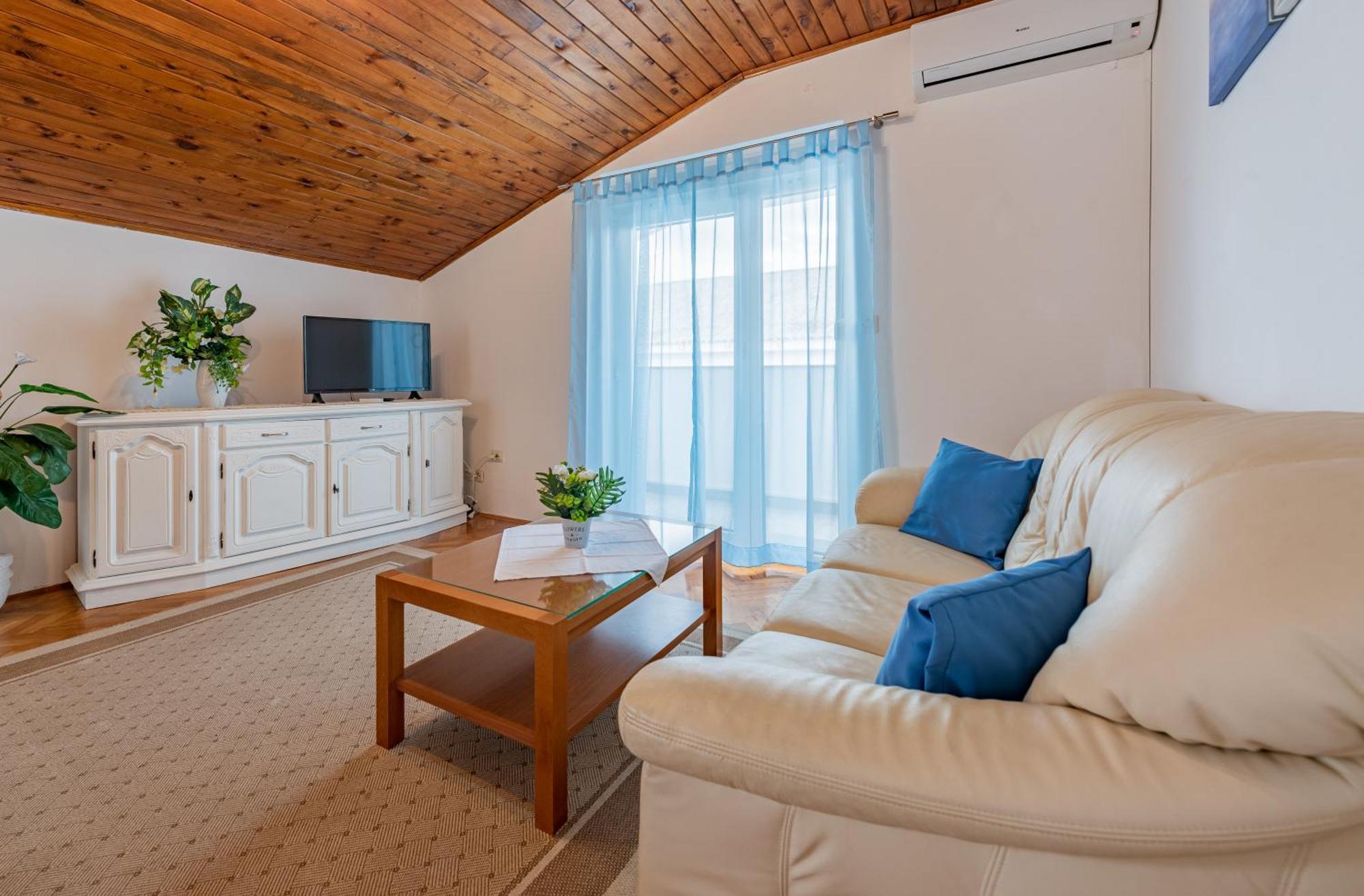 Apartmán Haus Toni Ražanac Exteriér fotografie